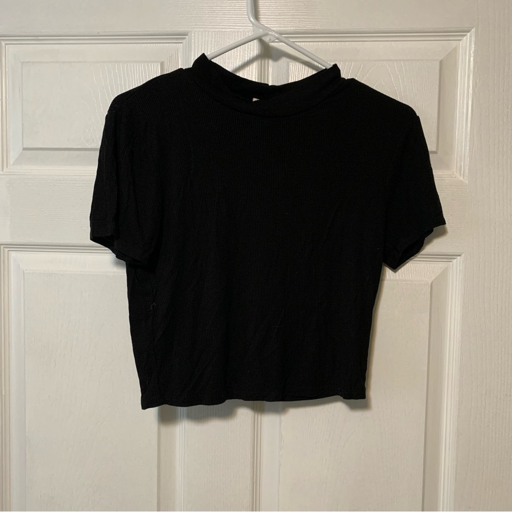 2 crop shirts